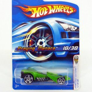 Hot Wheels Preying Menace #018 First Editions 18 of 38 Green Die-Cast Car 2006